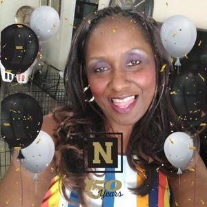 Meet your Posher, Denise